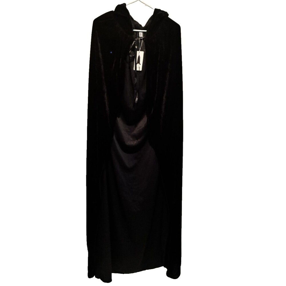 VGLOOK Brand Gothic Hooded Velvet Like Cape Cloak Black One Size Unisex New